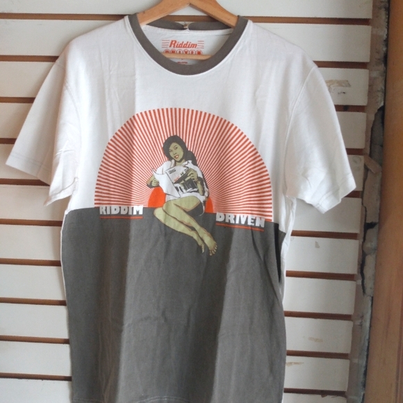 T'Shirt Design Style Mrs Pat Fr.VP Records - Picture 1 of 5